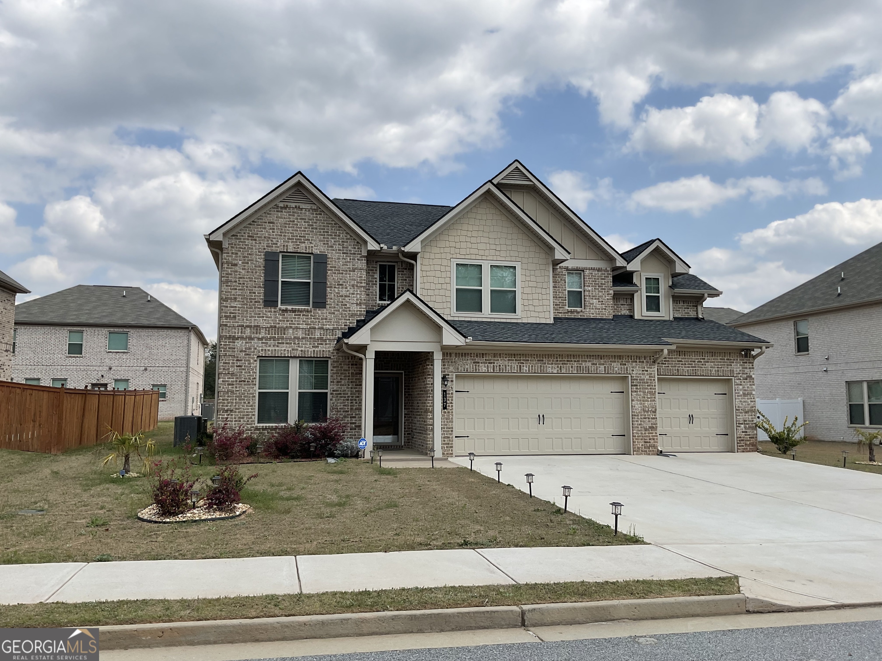 137 Cabin Way Hampton GA 30228