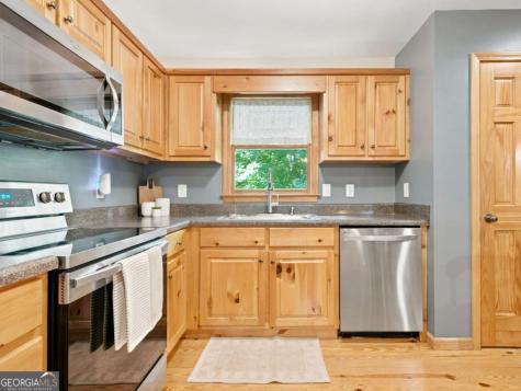 98 Maple Ridge Road Dahlonega GA 30533