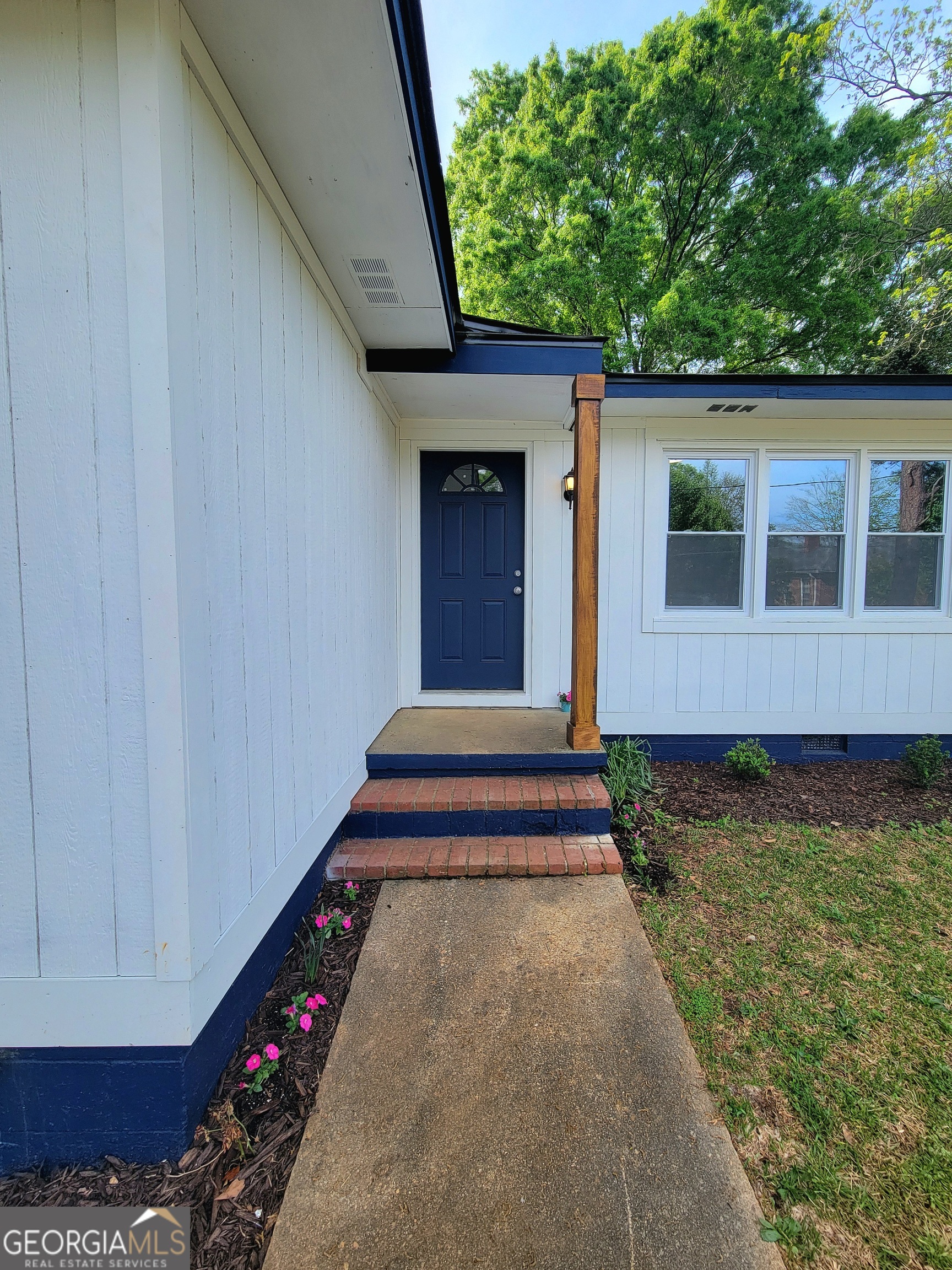 506 E 6th Street West Point GA 31833
