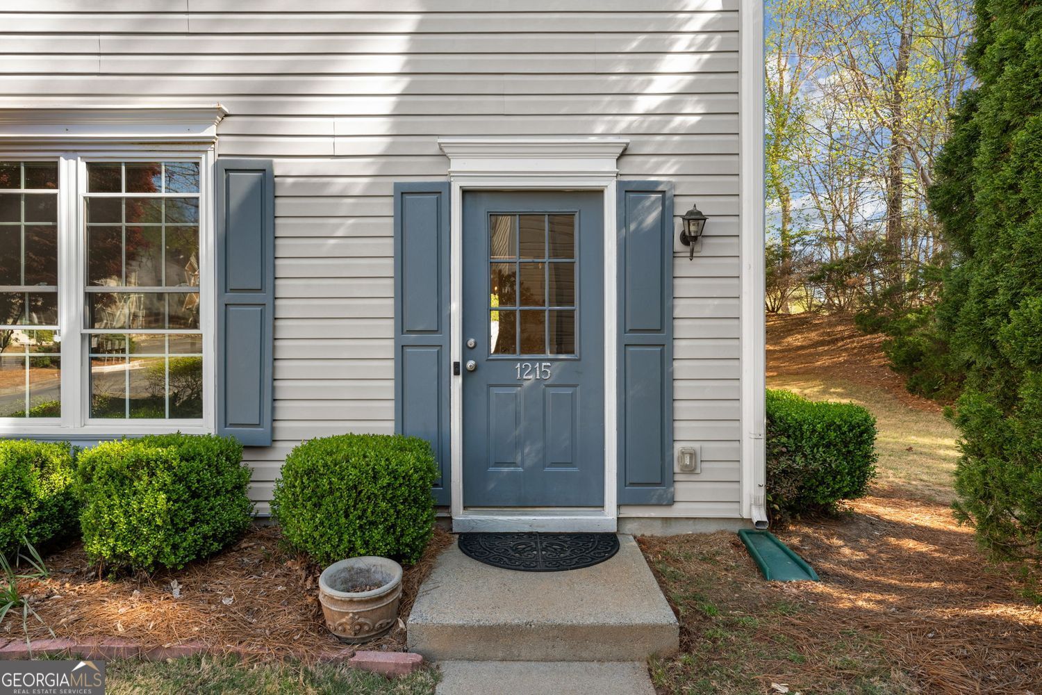 1215 Whitestone Ridge Alpharetta GA 30005