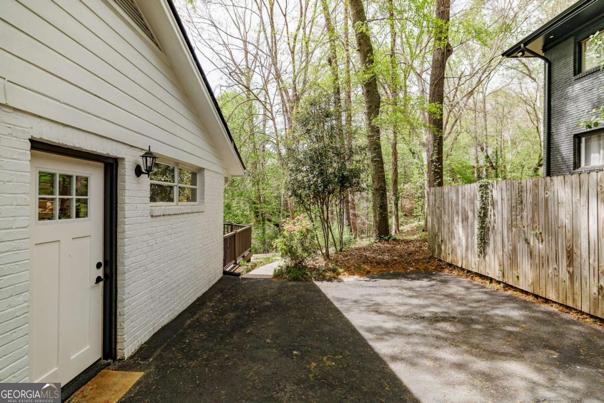 130 Oakdale Road Athens GA 30606