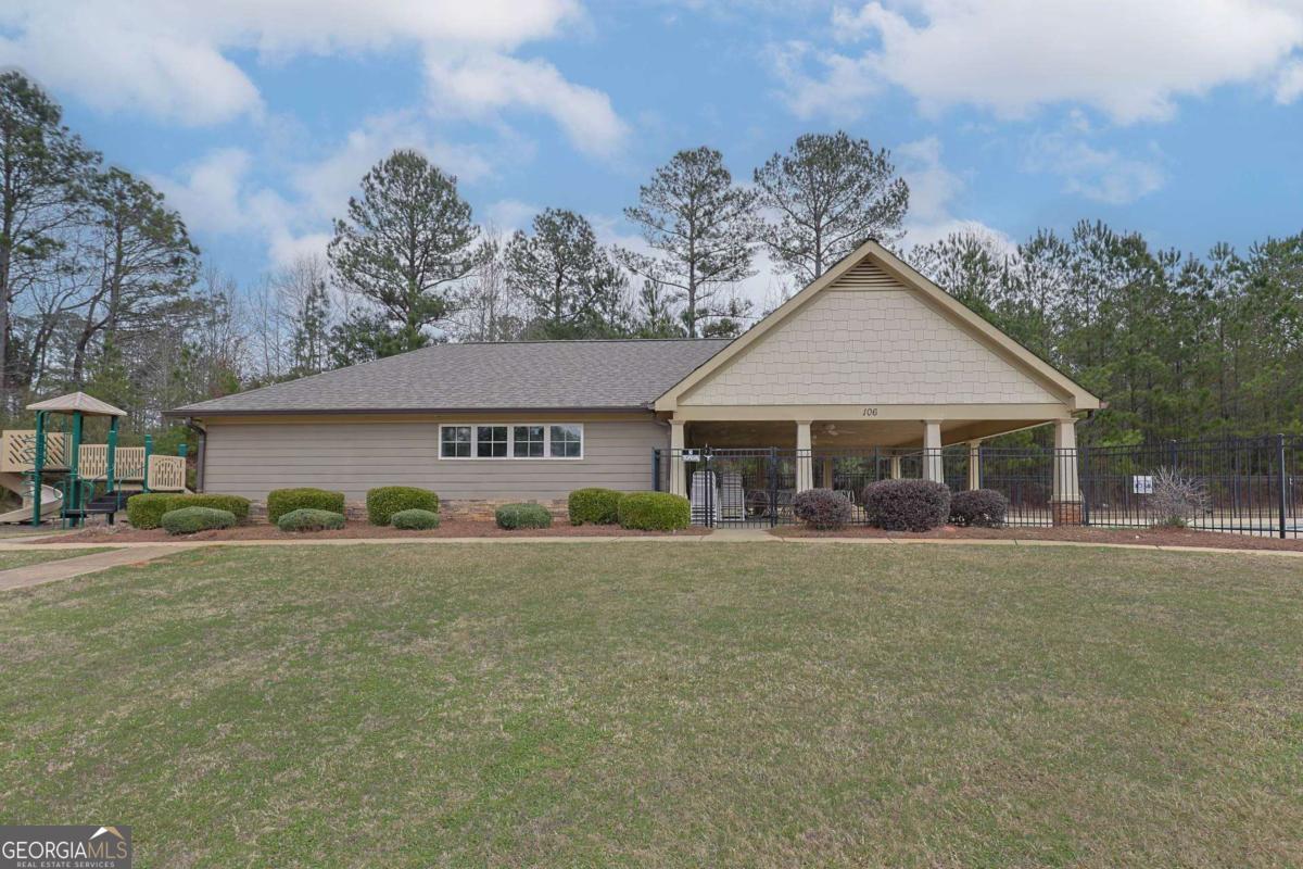 147 Stocks Circle West Point GA 31833