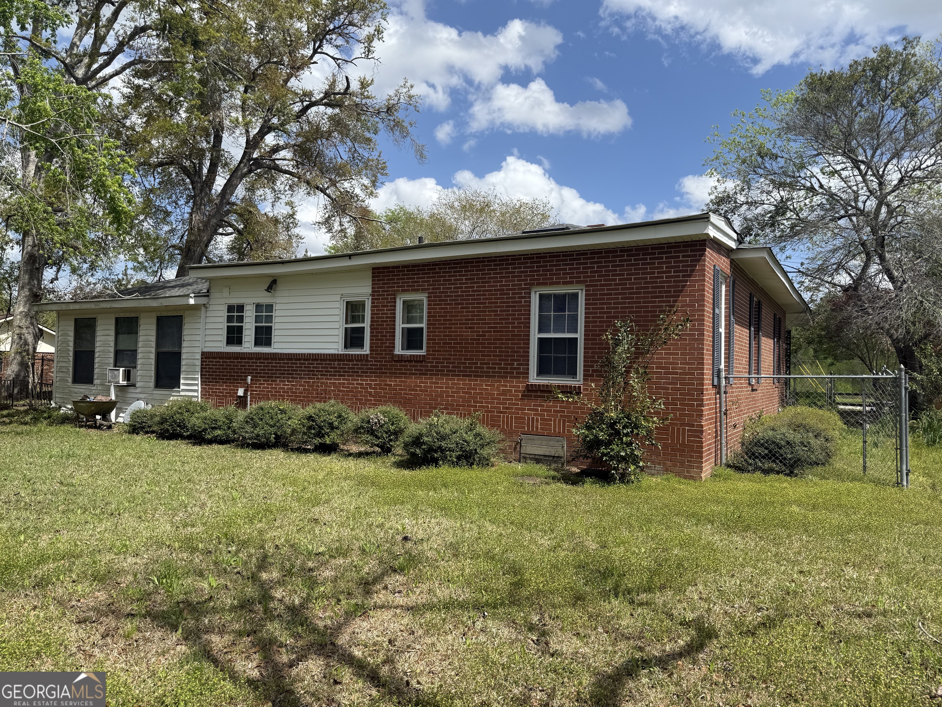 641 S Masonic Street Millen GA 30442