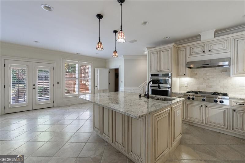 9390 Colonnade Trail Johns Creek GA 30022