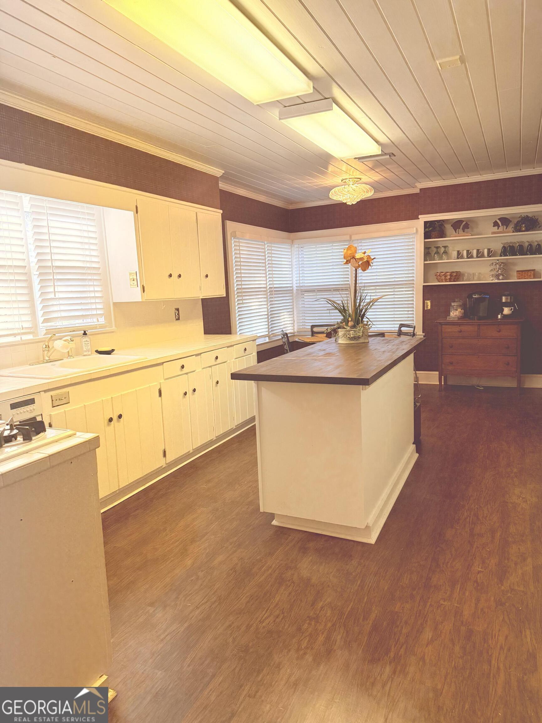 1309 S Dogwood Drive Nashville GA 31639