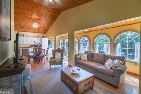 69 Greystone Drive Cleveland GA 30528