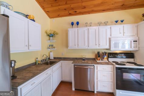69 Greystone Drive Cleveland GA 30528