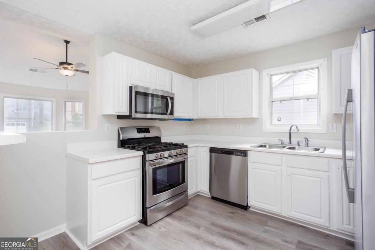 1077 Athena Court Acworth GA 30101