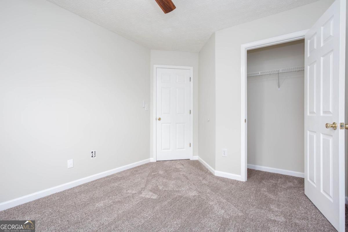 1077 Athena Court Acworth GA 30101