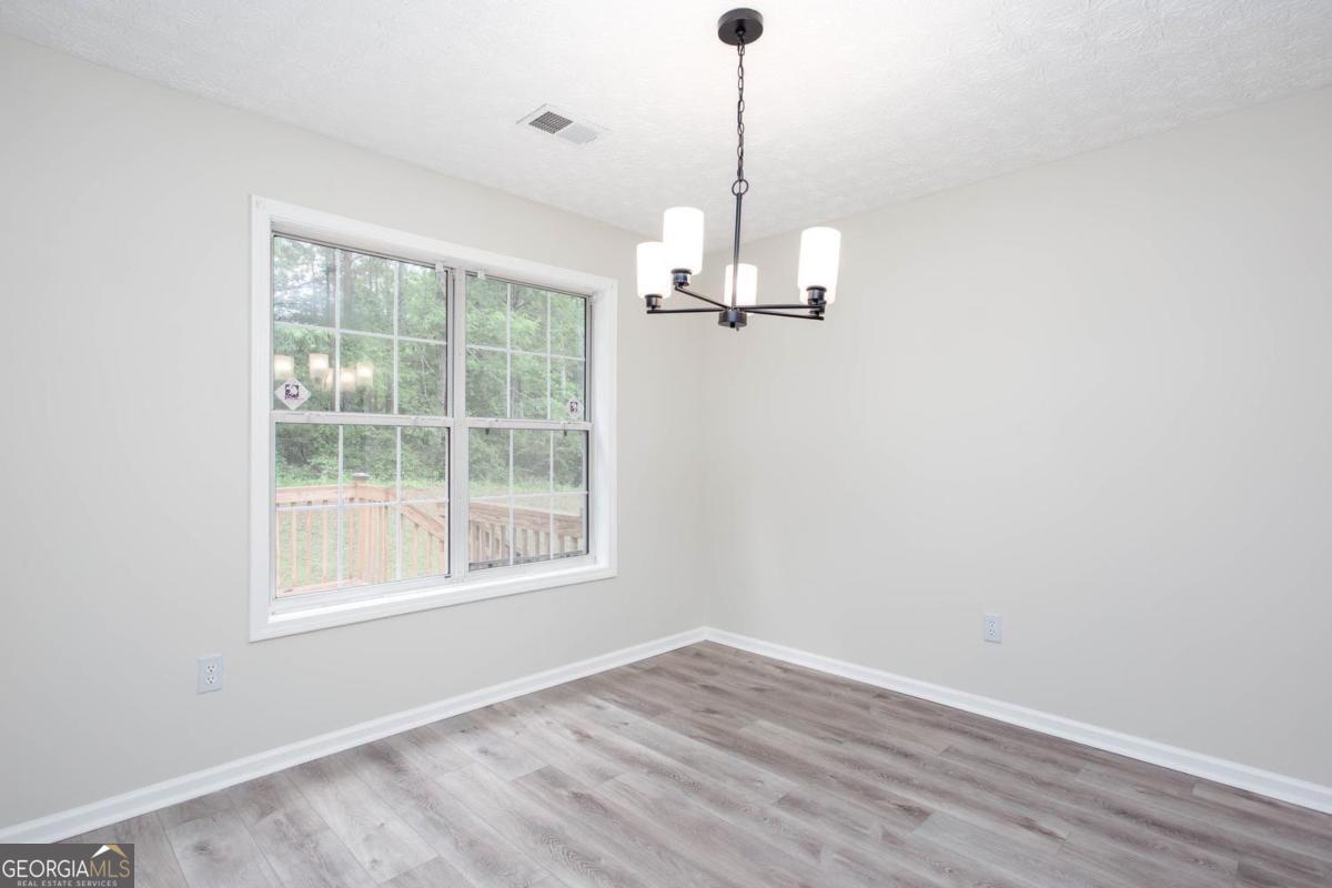 1077 Athena Court Acworth GA 30101