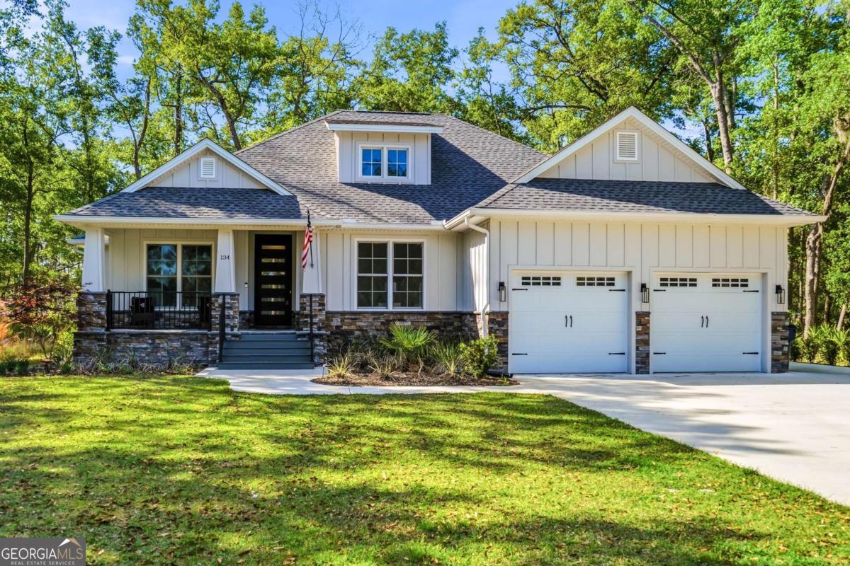 134 St Andrews Glen Waverly GA 31565