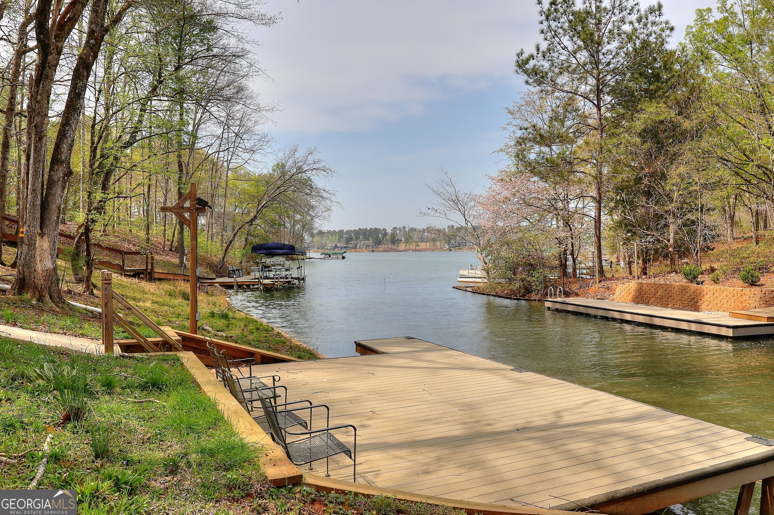 377 E River Bend Drive Eatonton GA 31024
