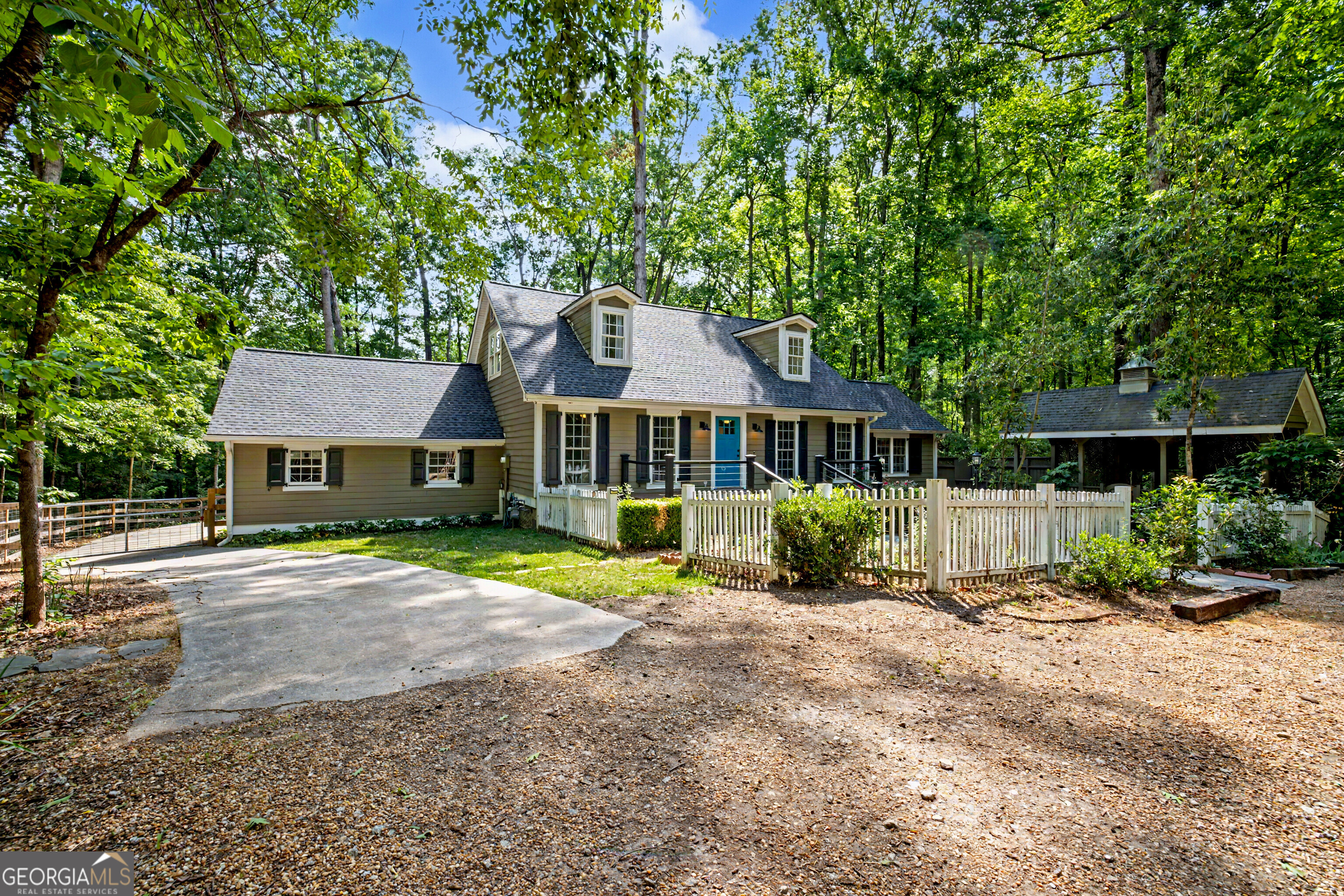 893 Happy Valley Circle Newnan GA 30263