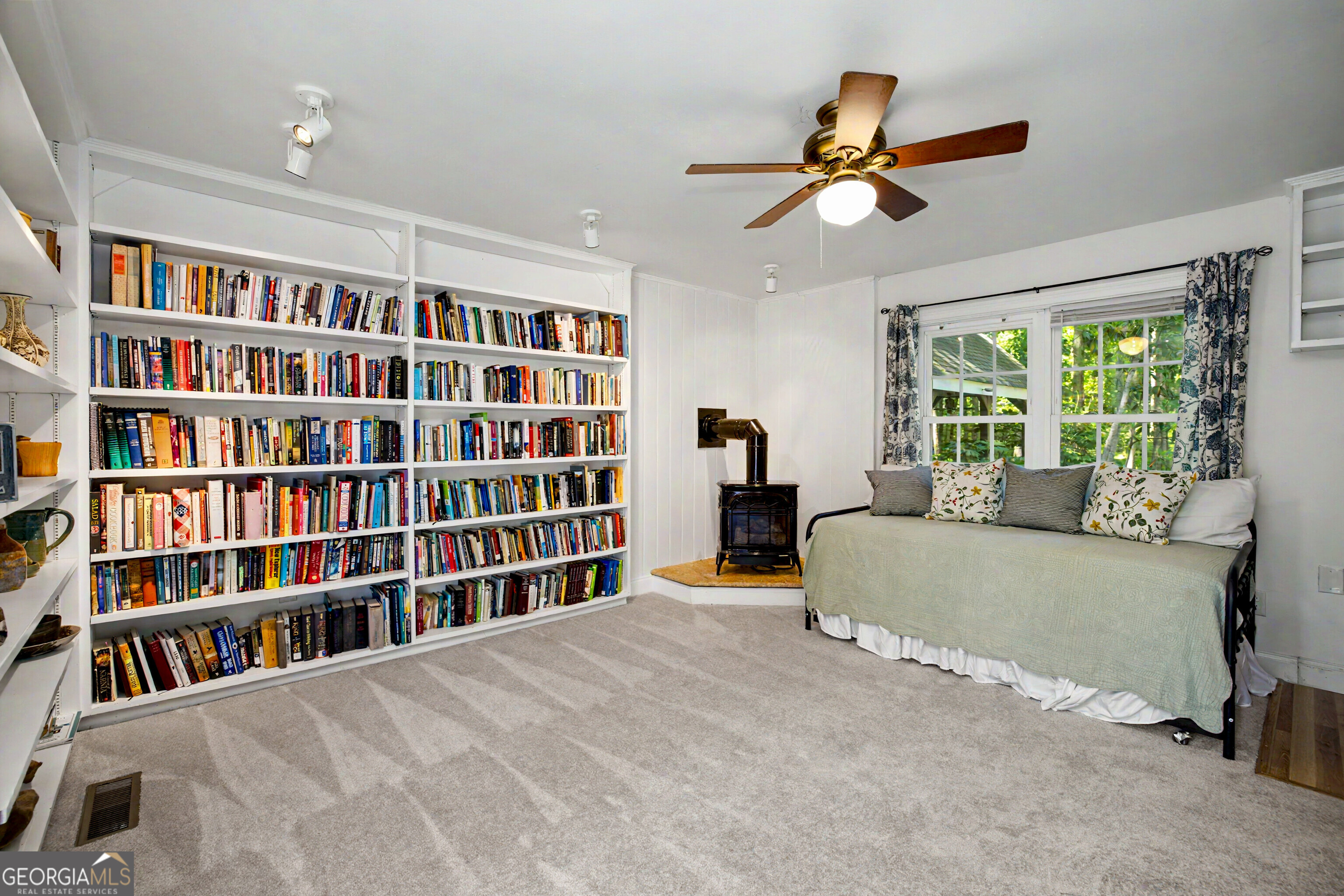 893 Happy Valley Circle Newnan GA 30263