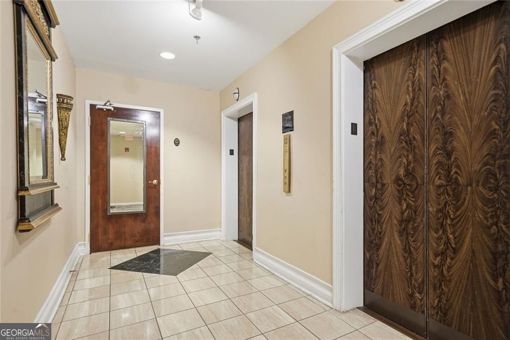 32 Peachtree Street NW Atlanta GA 30303