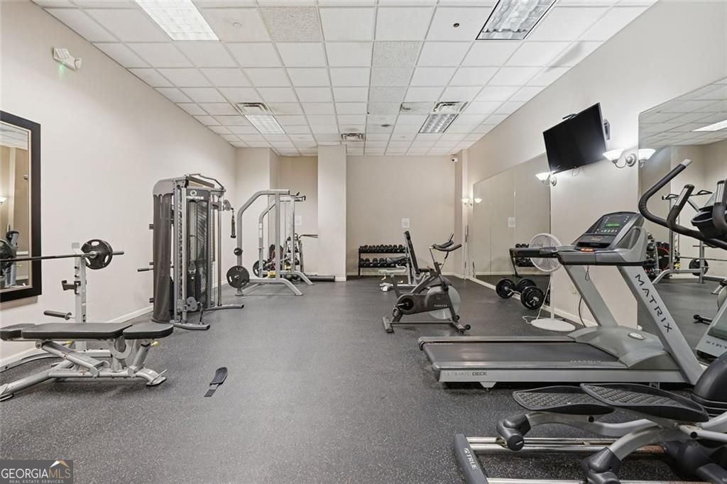 32 Peachtree Street NW Atlanta GA 30303