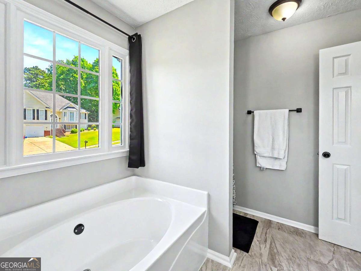 74 Crestview Lane Dallas GA 30157