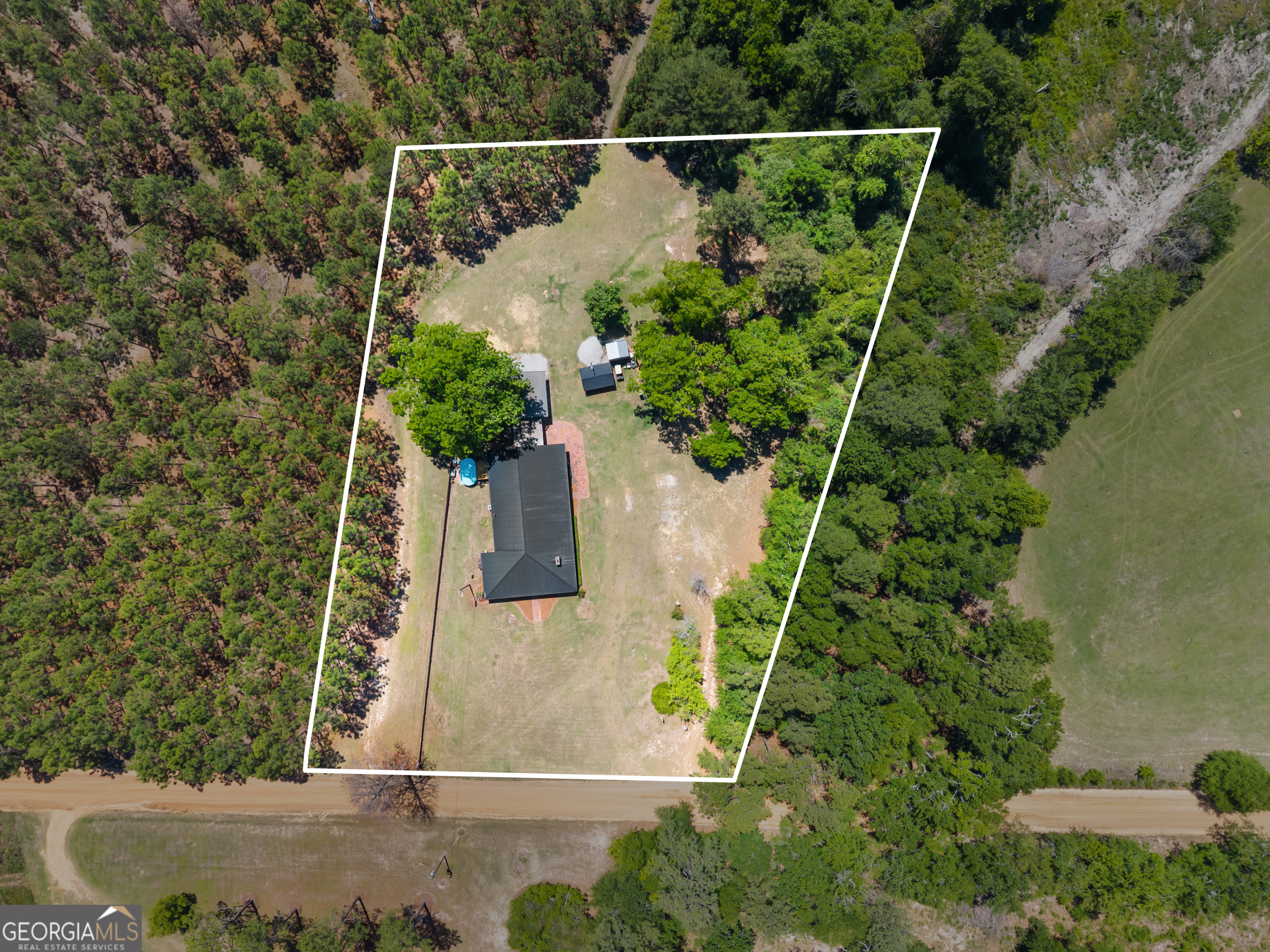 4562 Gip Road Millen GA 30442
