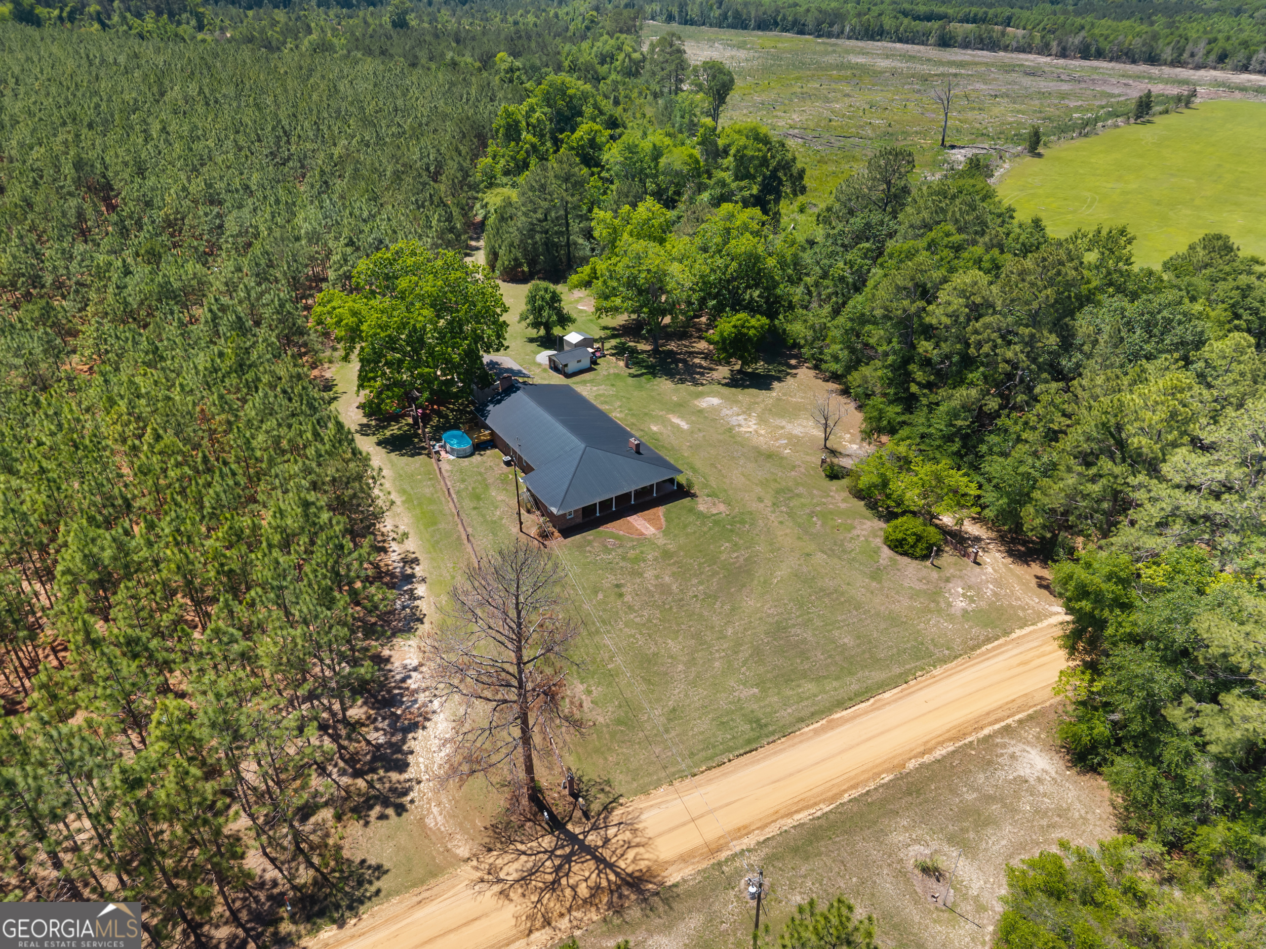 4562 Gip Road Millen GA 30442