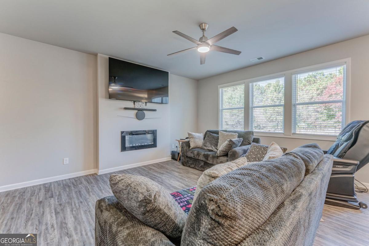 122 Old Mill Calhoun GA 30701