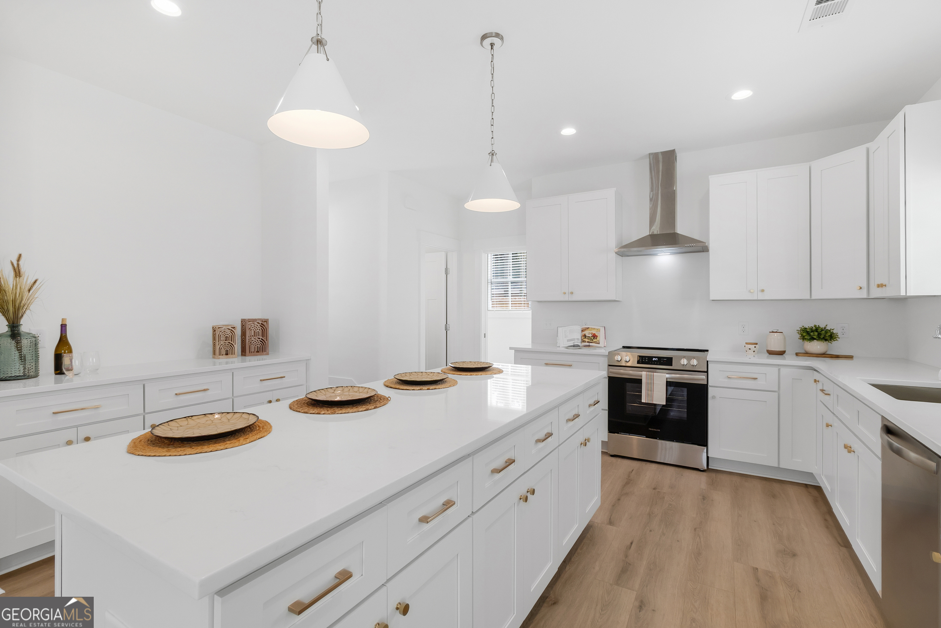 1211 E 34th Street Savannah GA 31404