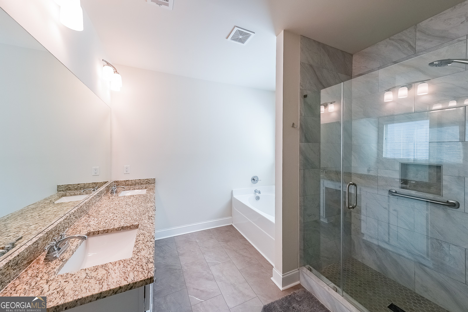 516 Mcginnis Circle Calhoun GA 30701