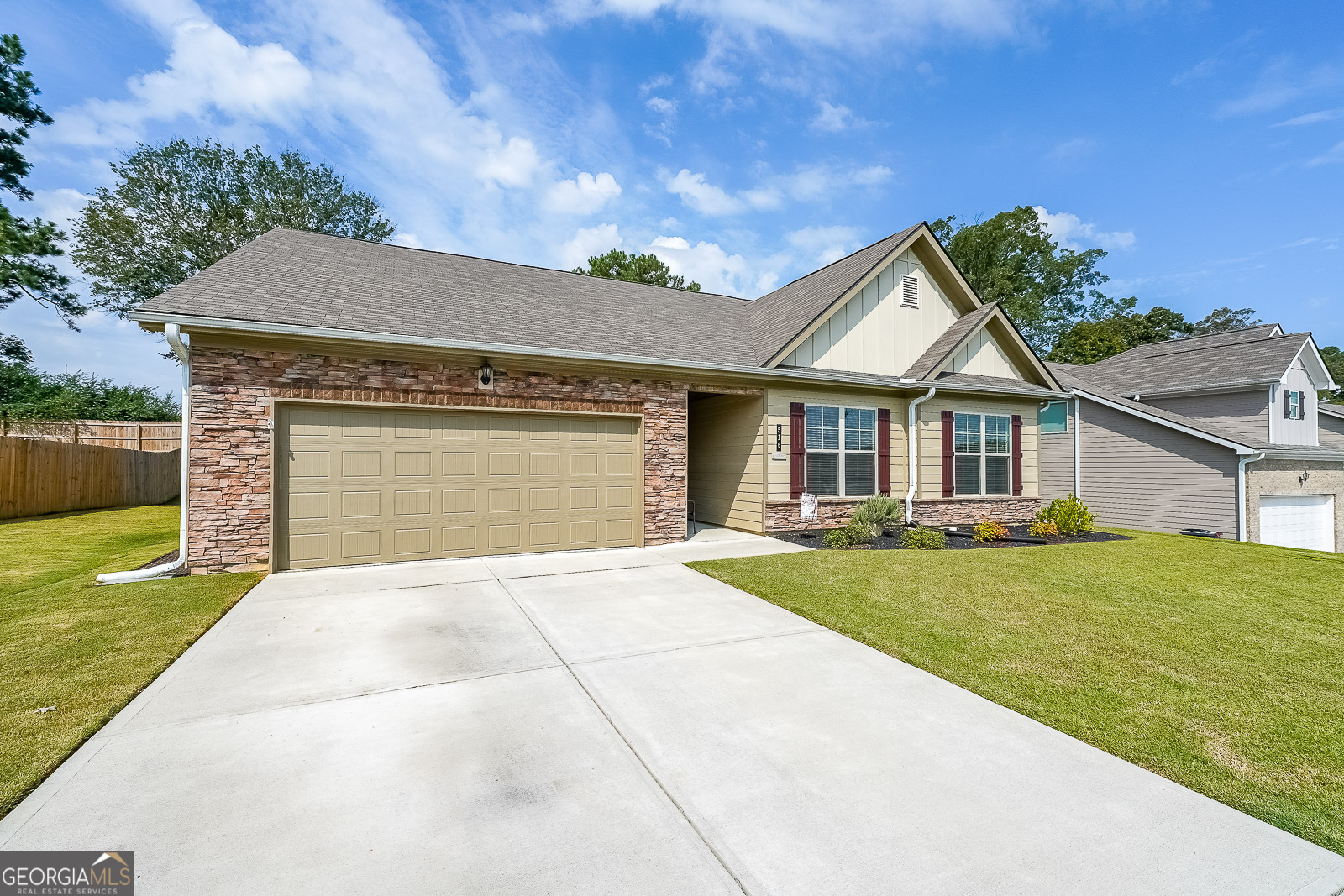 516 Mcginnis Circle Calhoun GA 30701