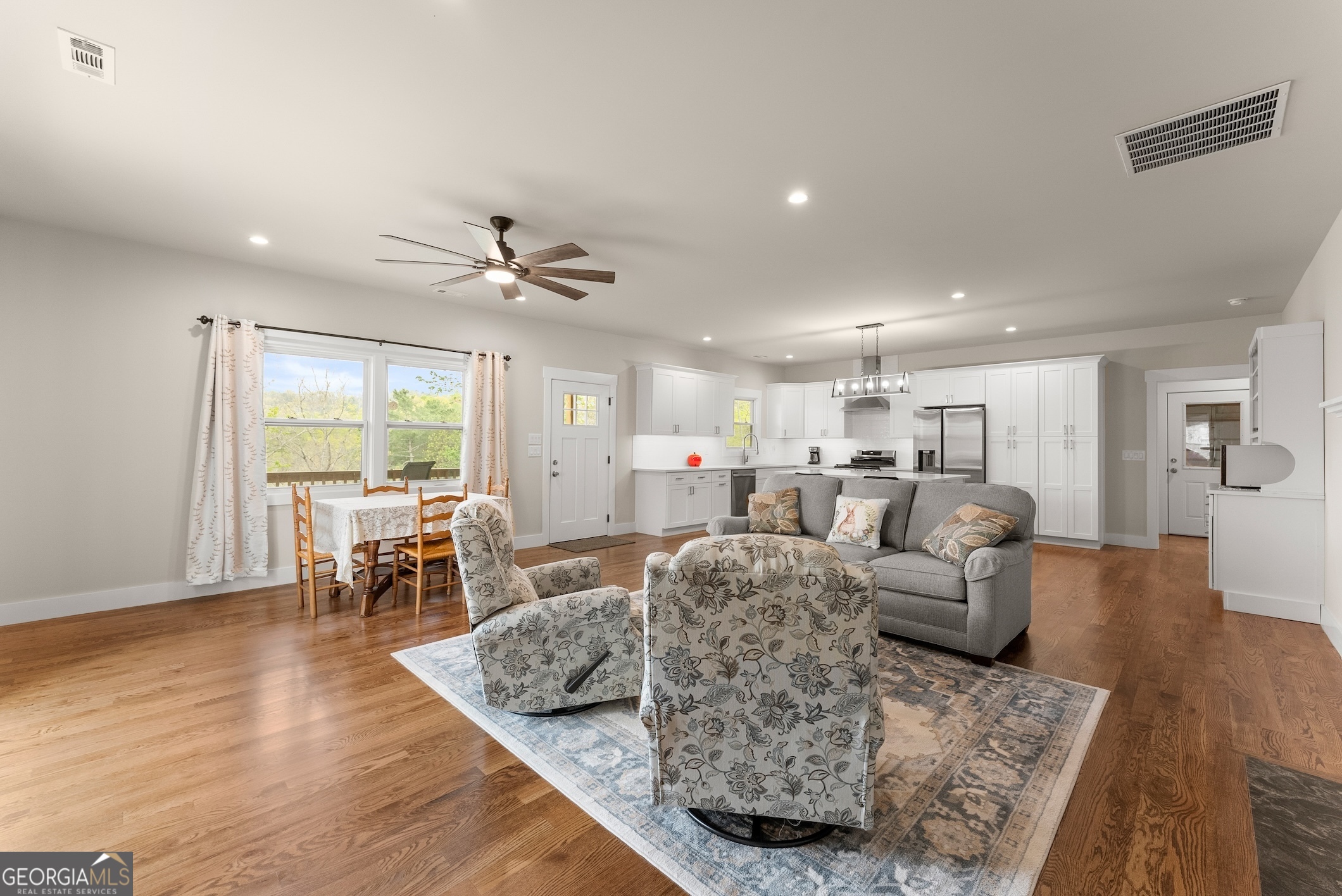 527 Abby Clayton GA 30525
