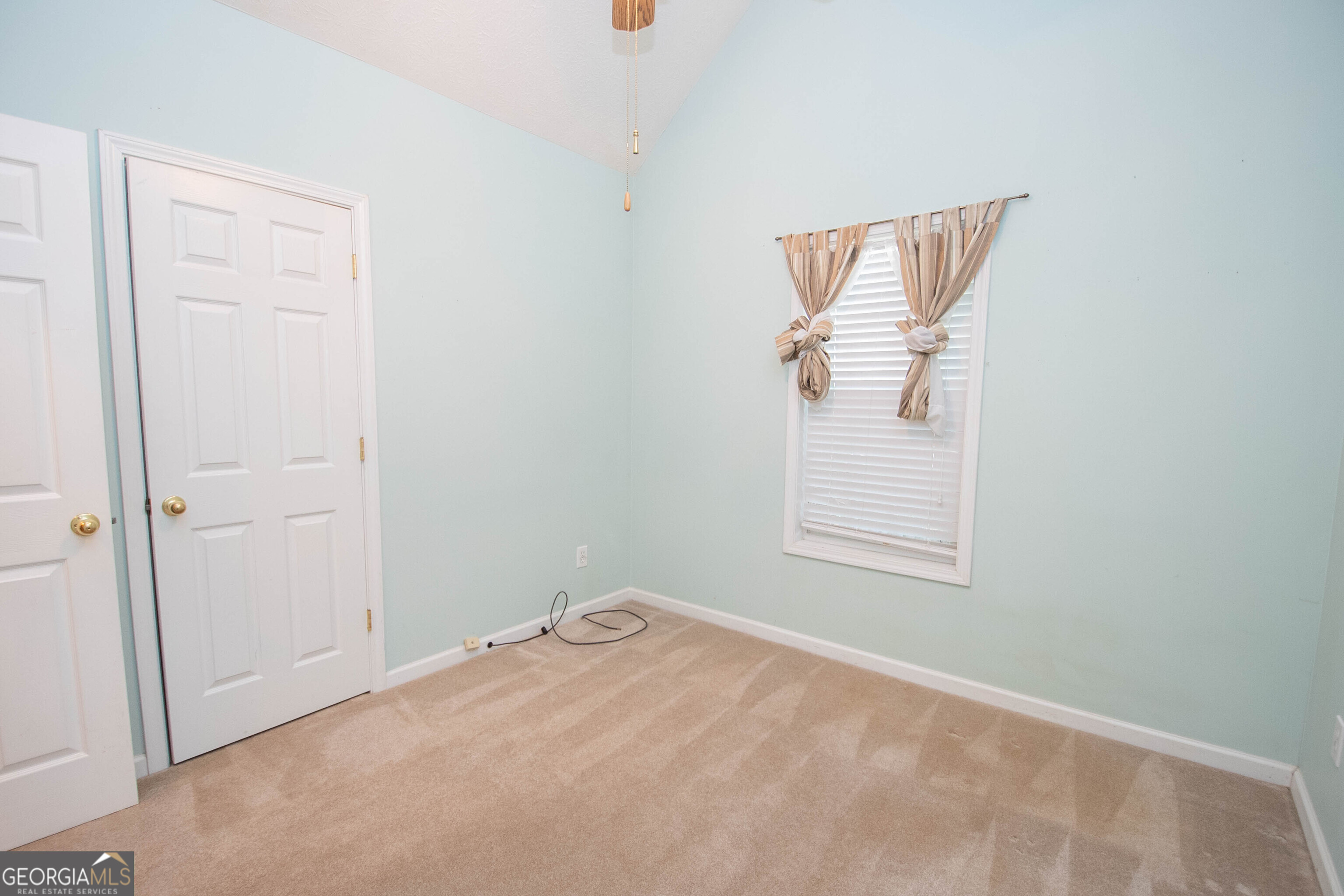 115 Oakview Trace Fayetteville GA 30215