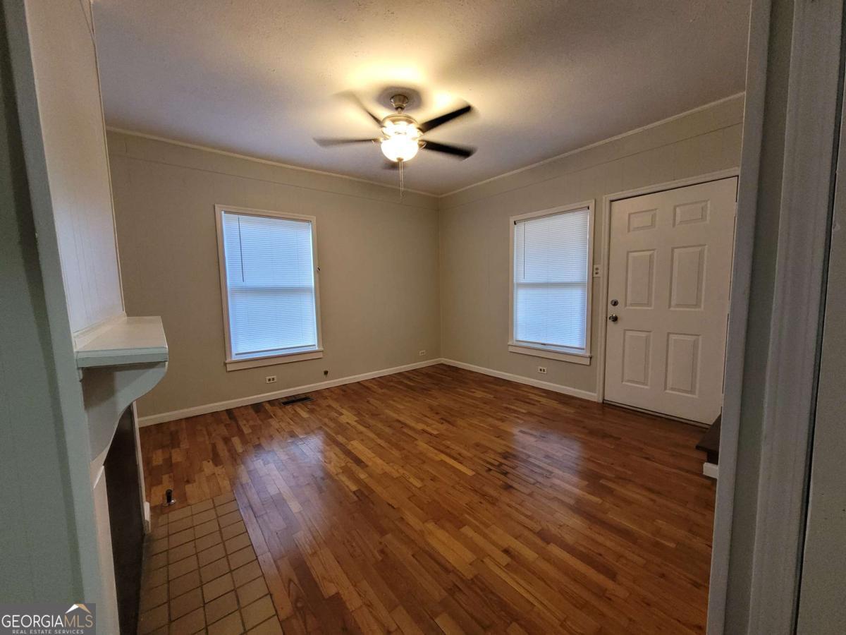 215 Avenue E Lindale GA 30147