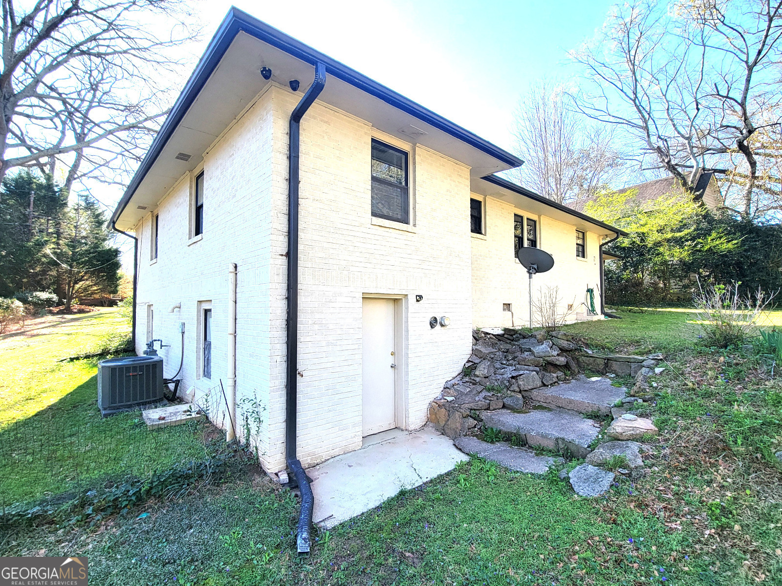 471 Hilderbrand Drive Atlanta GA 30328