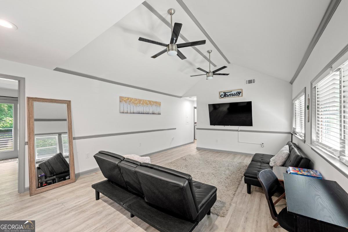 436 W Lake Avenue NW Atlanta GA 30318
