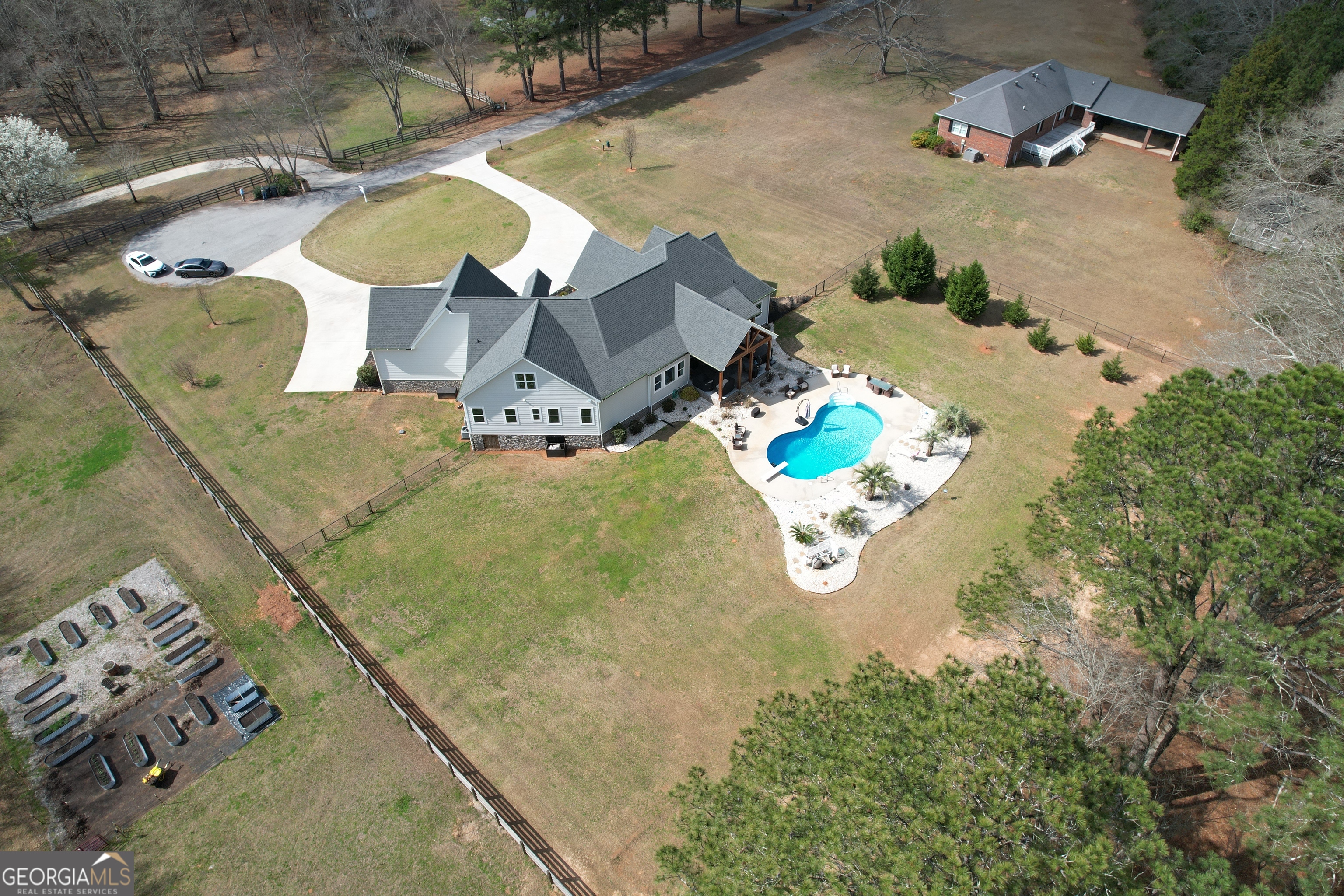 145 Bob White Run Jackson GA 30233