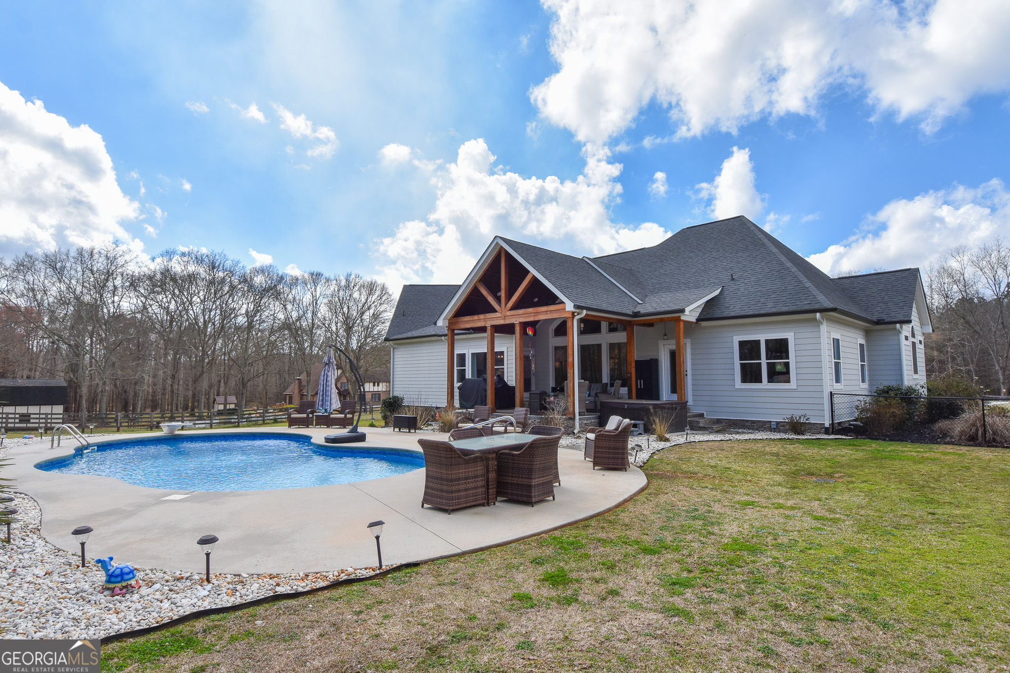 145 Bob White Run Jackson GA 30233