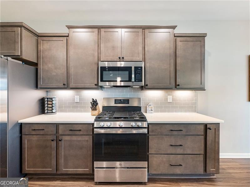 627 Michigan Circle Hoschton GA 30548