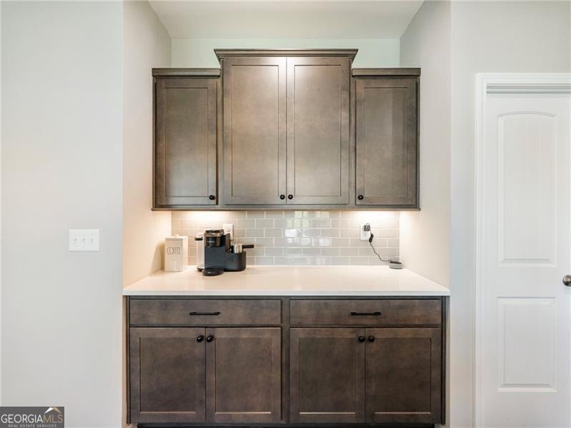 627 Michigan Circle Hoschton GA 30548