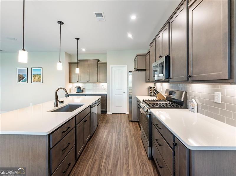 627 Michigan Circle Hoschton GA 30548