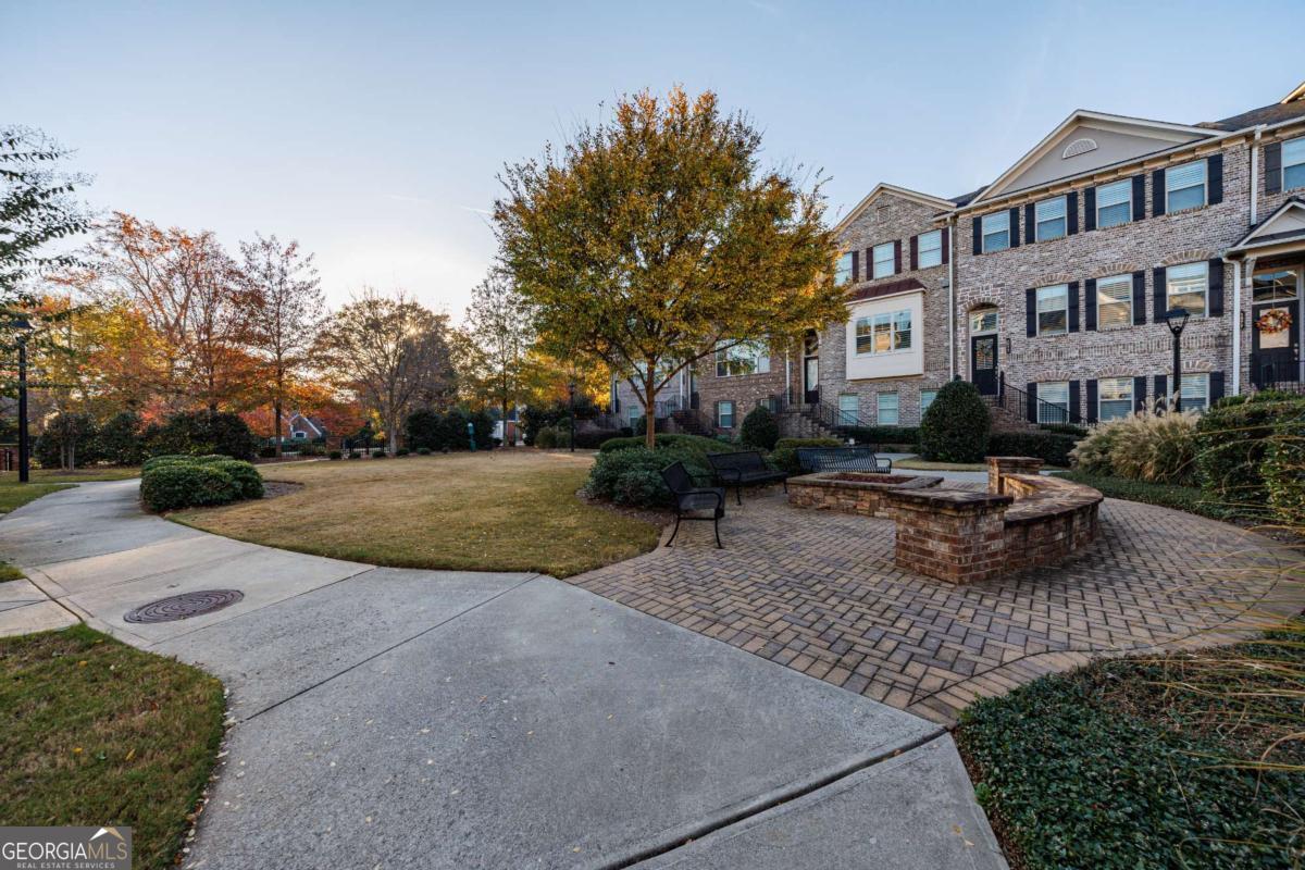 2002 Raven Way W Atlanta GA 30341