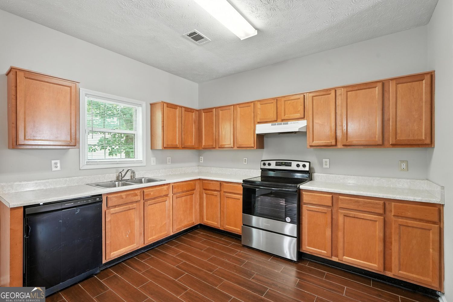5487 Walnut Lane Stonecrest GA 30038