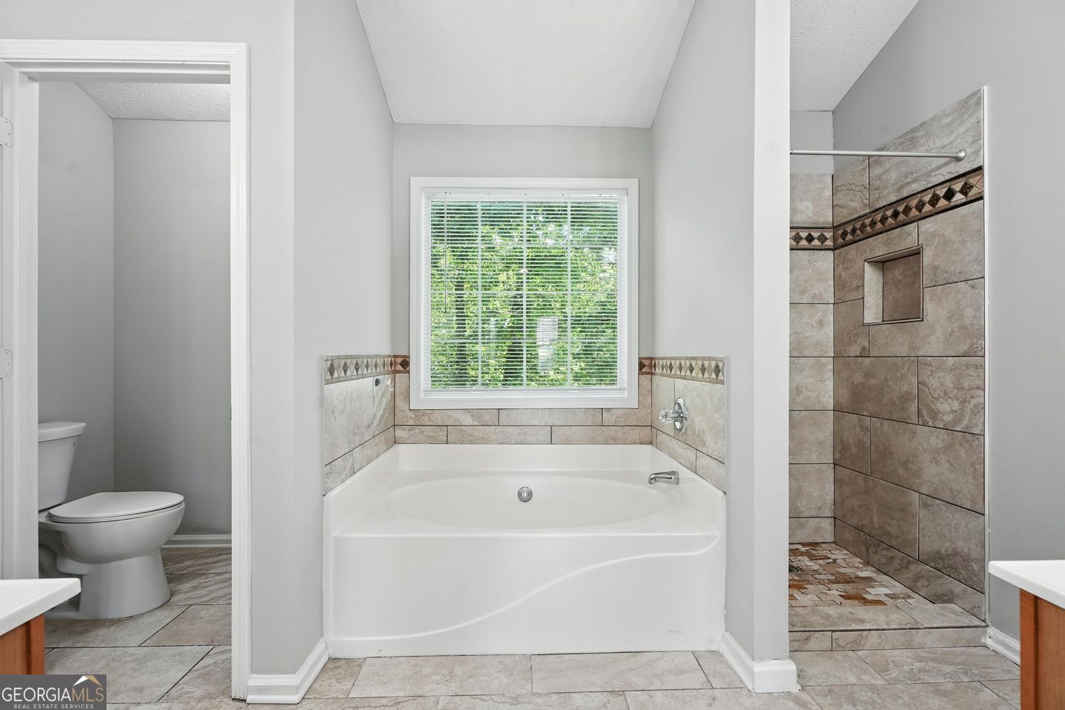 5487 Walnut Lane Stonecrest GA 30038