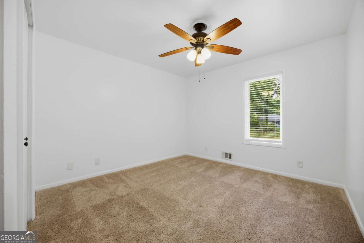 495 Knoll Woods Drive Roswell GA 30075