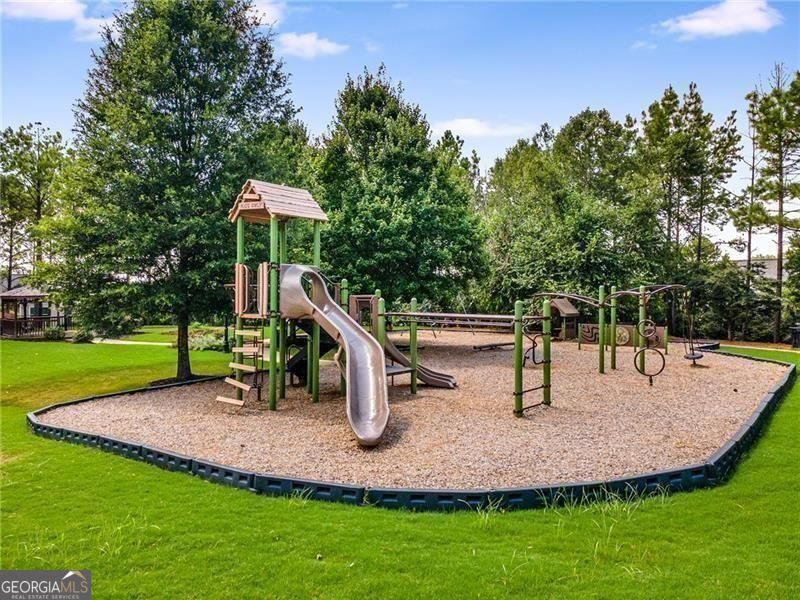 1613 Dupont Commons Drive Atlanta GA 30318