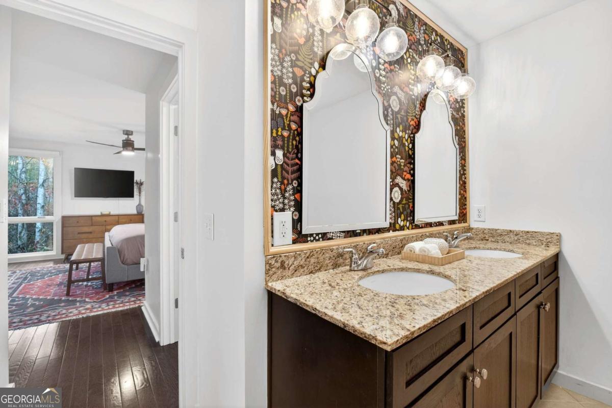 1376 Stirling Circle NW Atlanta GA 30318