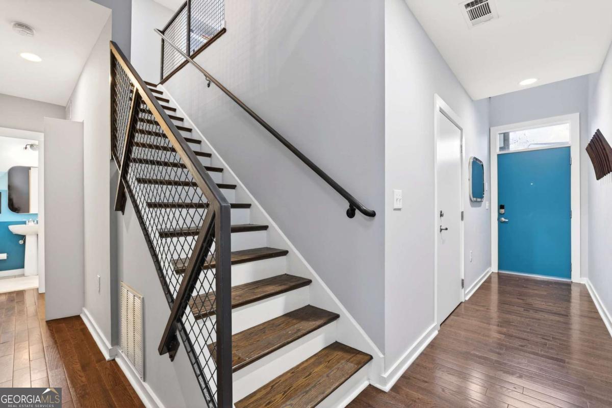 1376 Stirling Circle NW Atlanta GA 30318