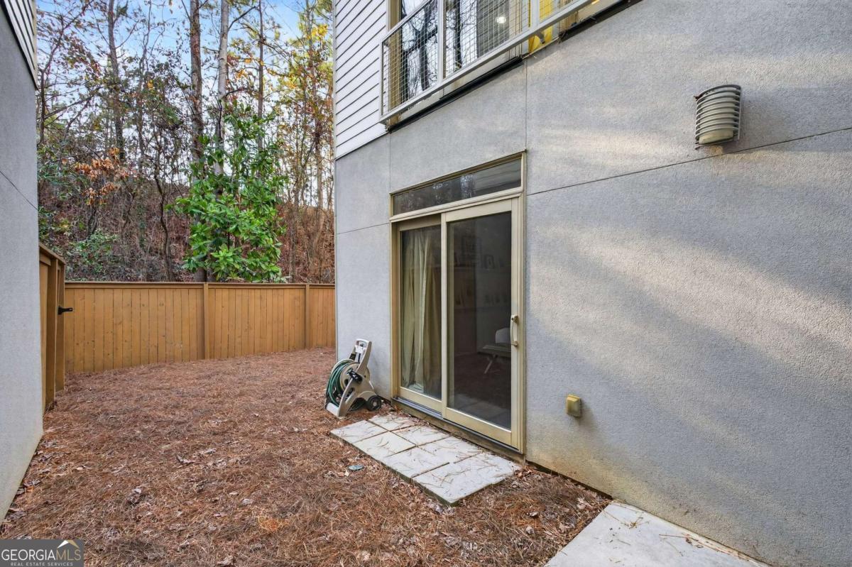 1376 Stirling Circle NW Atlanta GA 30318