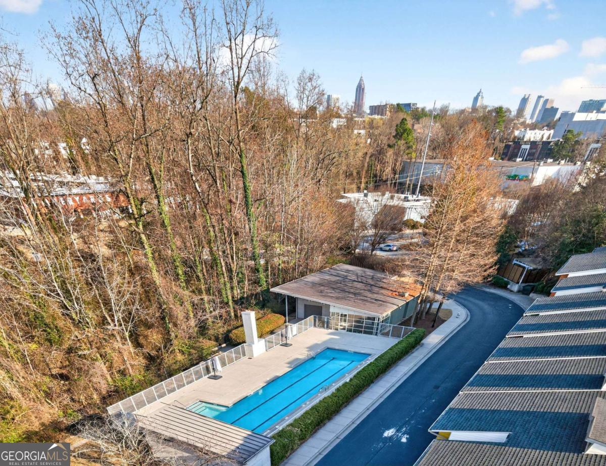 1376 Stirling Circle NW Atlanta GA 30318