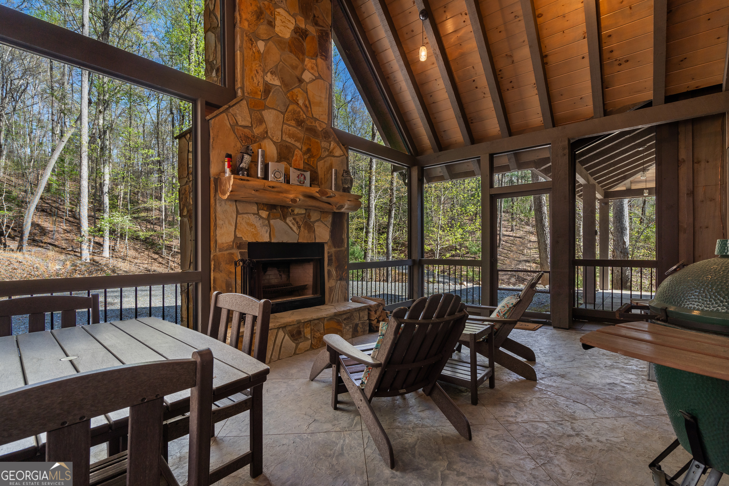 455 Shepherds Walk Morganton GA 30560