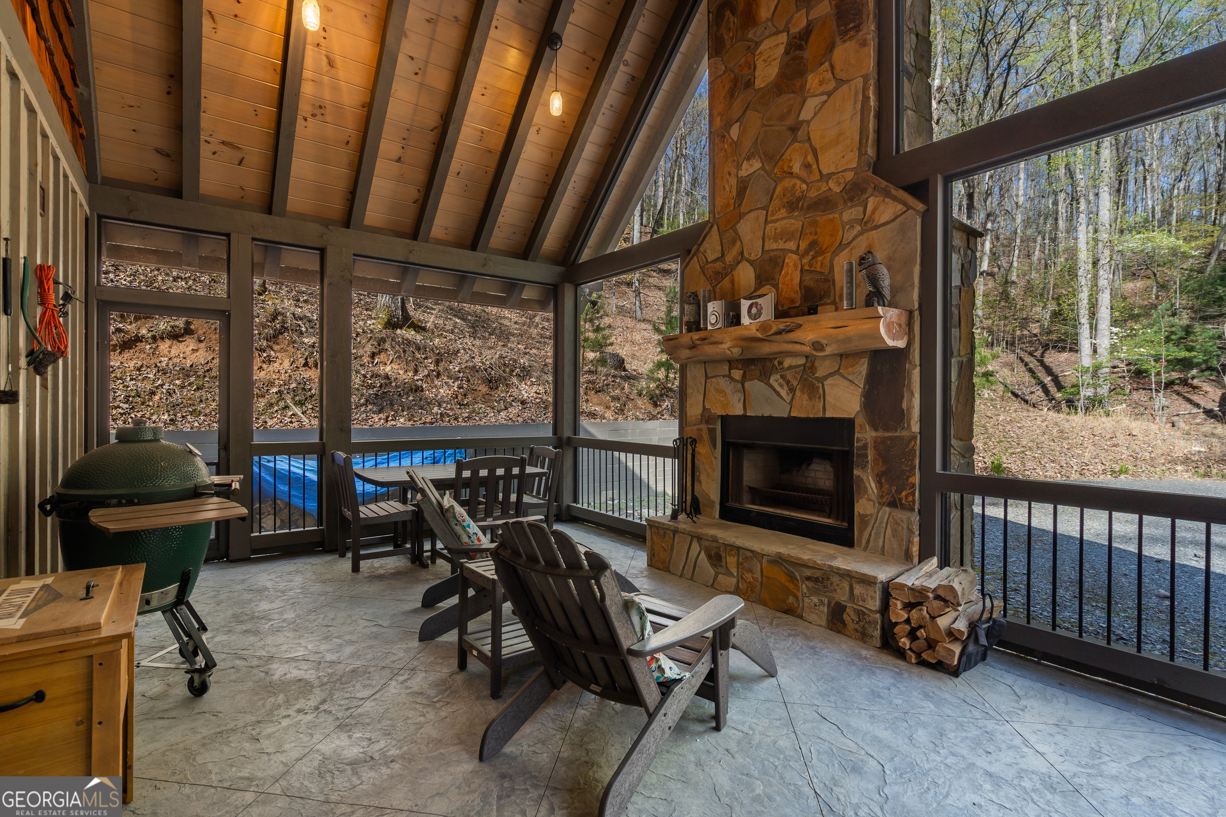 455 Shepherds Walk Morganton GA 30560