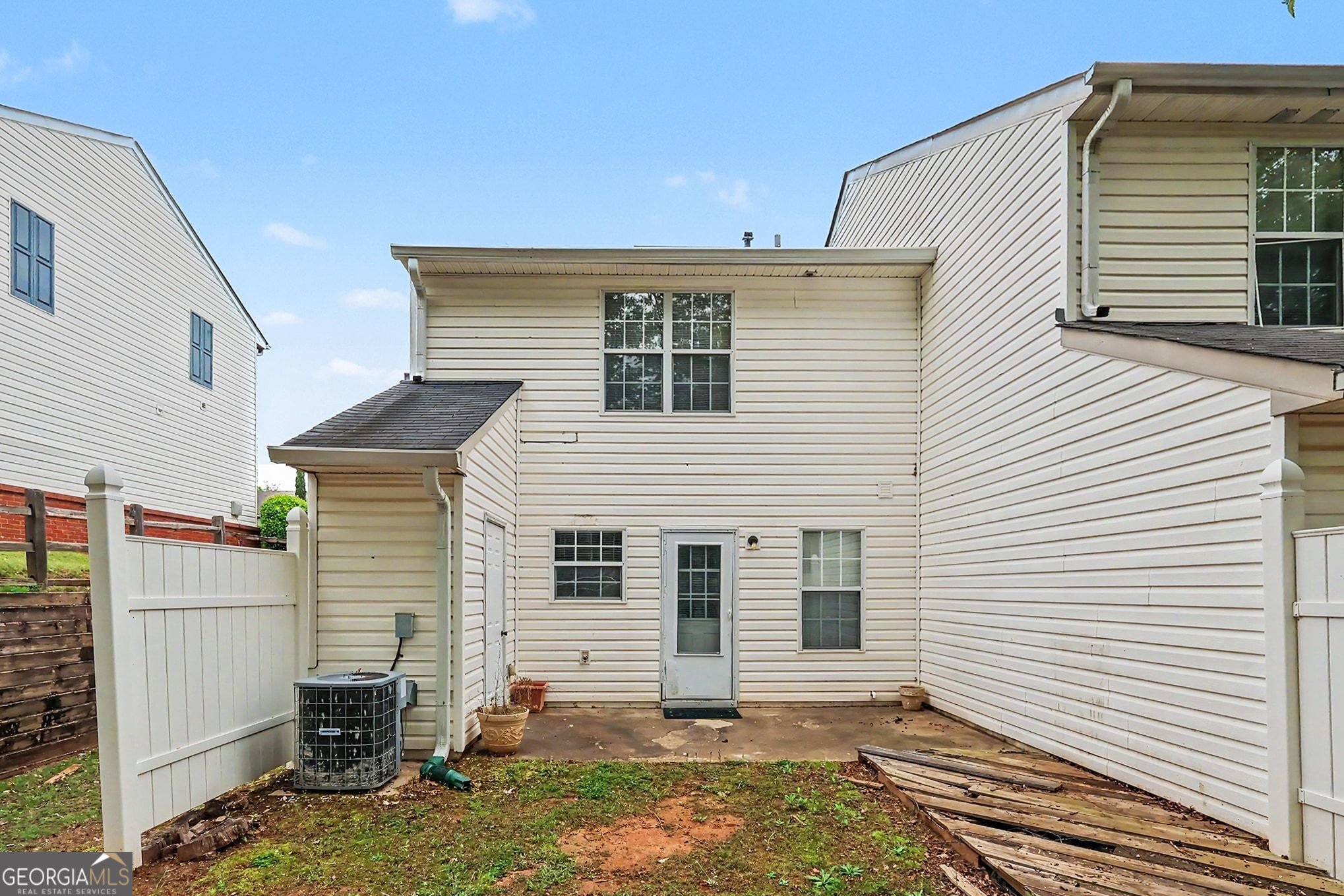 5867 Strathmoor Manor Circle Lithonia GA 30058
