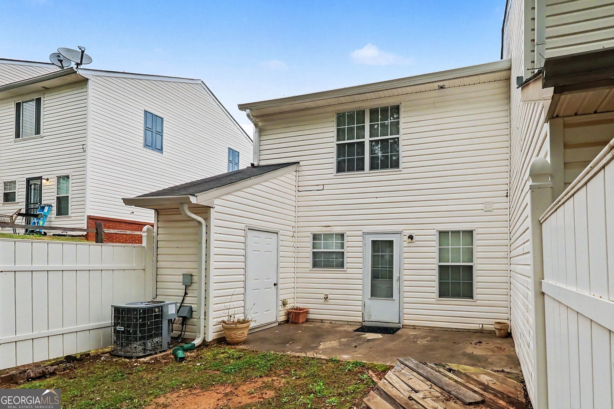 5867 Strathmoor Manor Circle Lithonia GA 30058